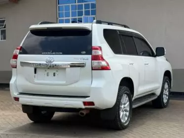 Toyota Landcruiser Prado