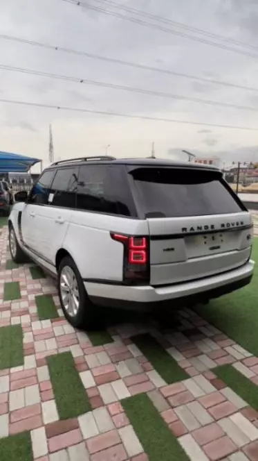 RANGE ROVER Vogue