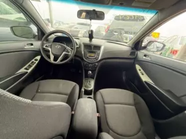 Hyundai Accent RB