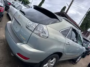 Lexus RX 330