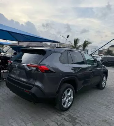 Toyota RAV 4