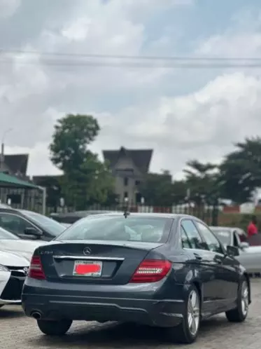 Mercedes-Benz C 250