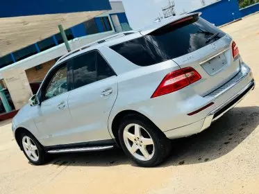Mercedes-Benz ML 350