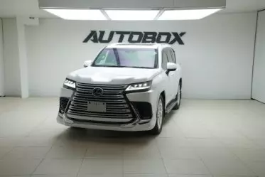 Lexus LX 600
