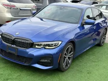 BMW 330i