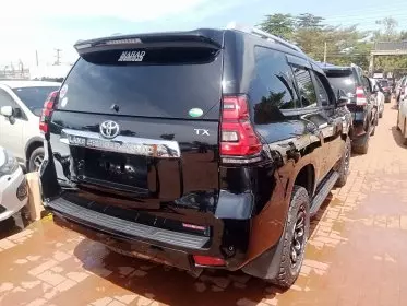 Toyota Landcruiser Prado