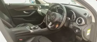 Mercedes-Benz C200