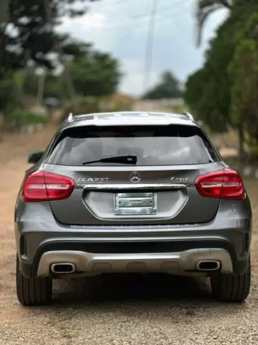 Mercedes-Benz GLA 250