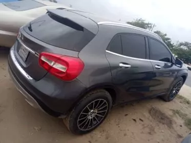 Mercedes-Benz GLA 250