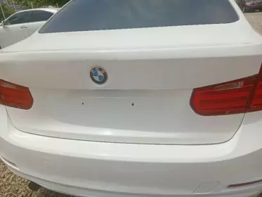 BMW 320i