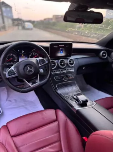 Mercedes-Benz C400