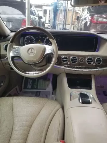 Mercedes-Benz S 550