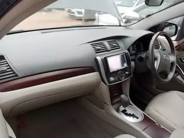 Toyota Premio
