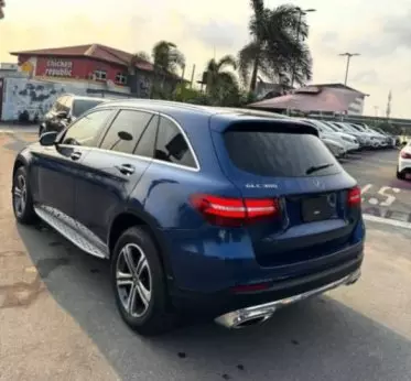 Mercedes-Benz GLC 300