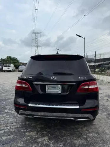 Mercedes-Benz ML 350