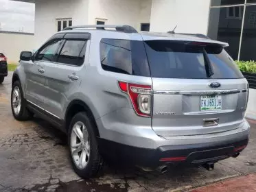 Ford Explorer