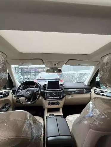 Mercedes-Benz GLE 350