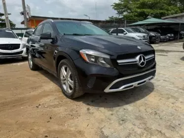Mercedes-Benz GLA 250