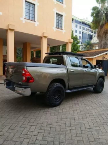 Toyota Hilux