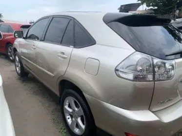 Lexus RX 330