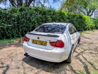 BMW 320i