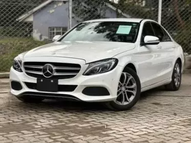 Mercedes-Benz C220