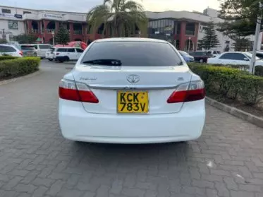 Toyota Premio 
