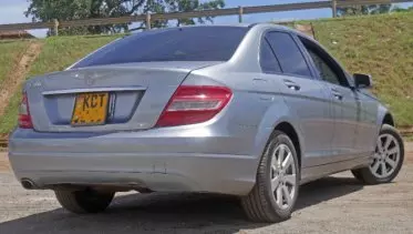 Mercedes-Benz C200