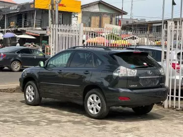 Lexus RX 330