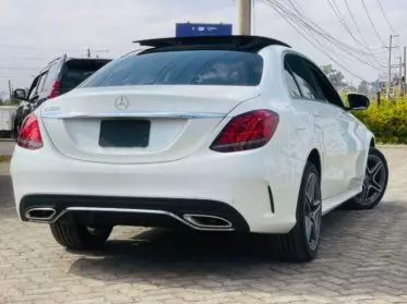 Mercedes-Benz C 200