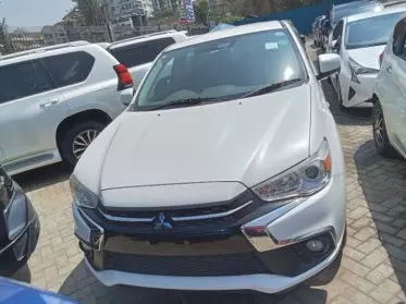 Mitsubishi RVR
