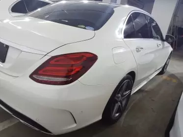 Mercedes-Benz C 180