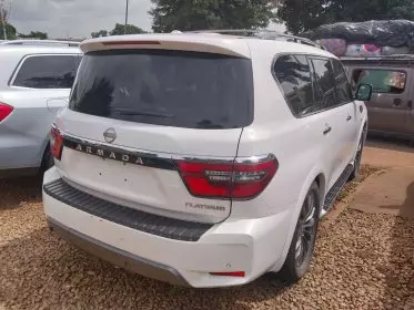 Nissan Armada