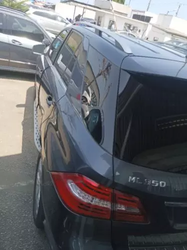 Mercedes-Benz 350