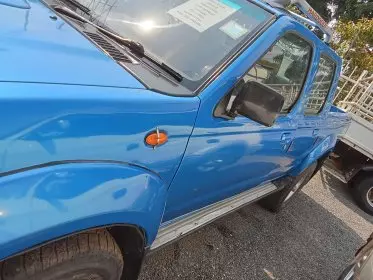 Nissan NP 300