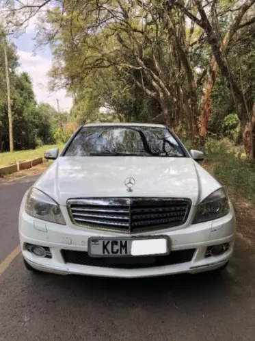 Mercedes-Benz C200