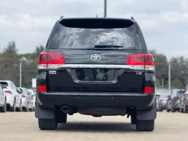 Toyota Landcruiser ZX