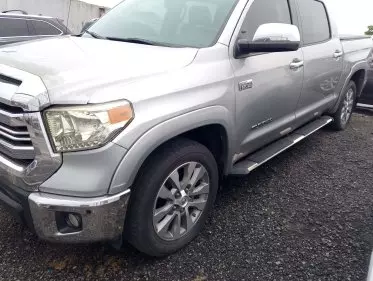 Toyota Tundra