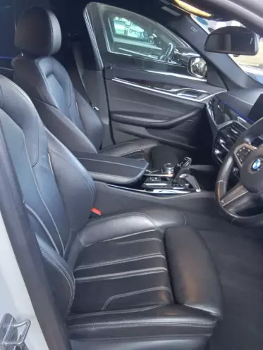 BMW 530i