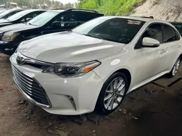 Toyota Avalon