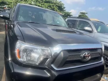 Toyota Tacoma