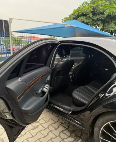 Mercedes-Benz S 550