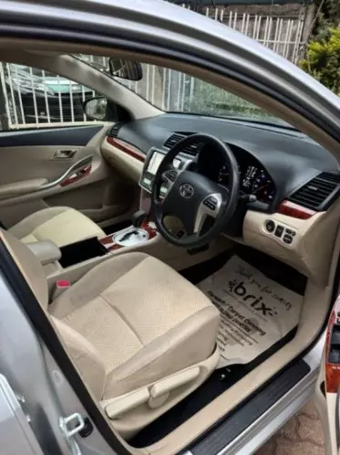 Toyota Premio