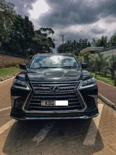 Lexus 570