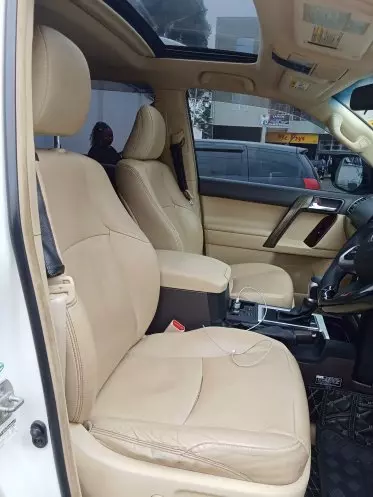Toyota Land Cruiser Prado VX.L