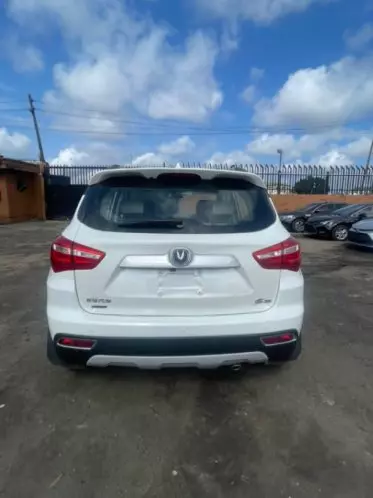 CHANGAN CS35