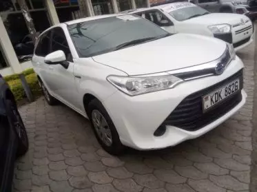 Toyota Fielder 