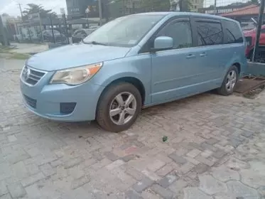 Volkswagen Routan