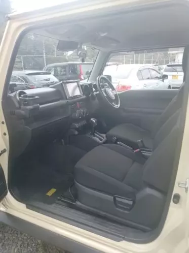 SUZUKI Sierra 