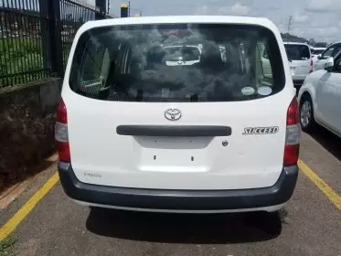 Toyota Succeed